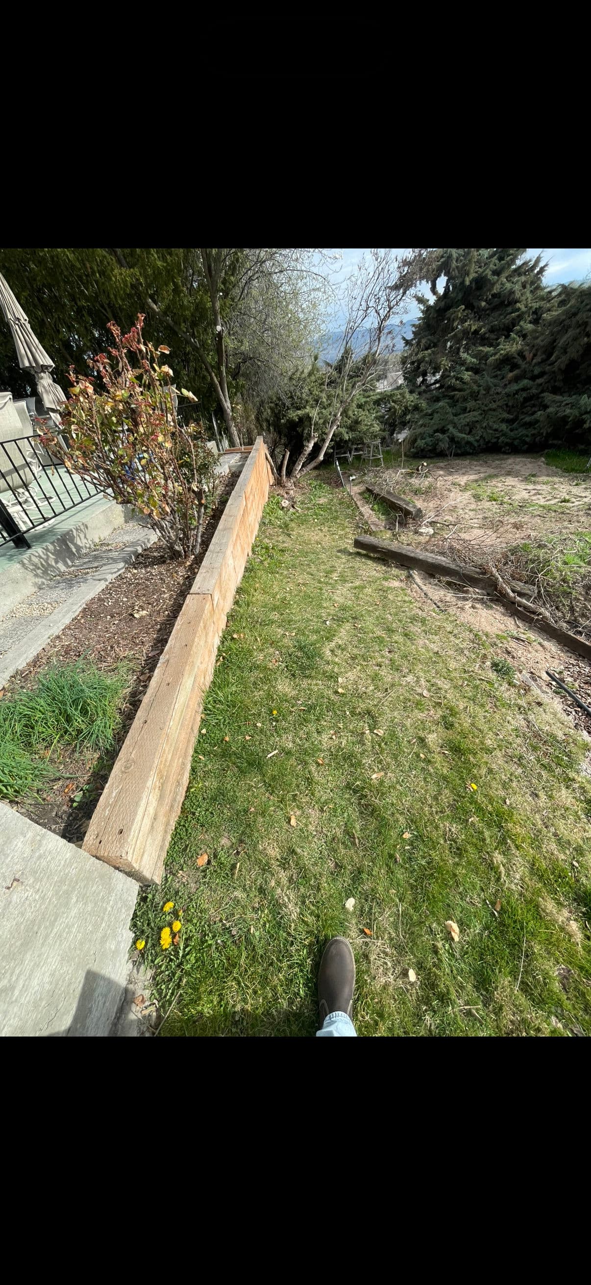 Gallery photos for Failing Retaining Wall Replaced With Block Built to Last: Image #1