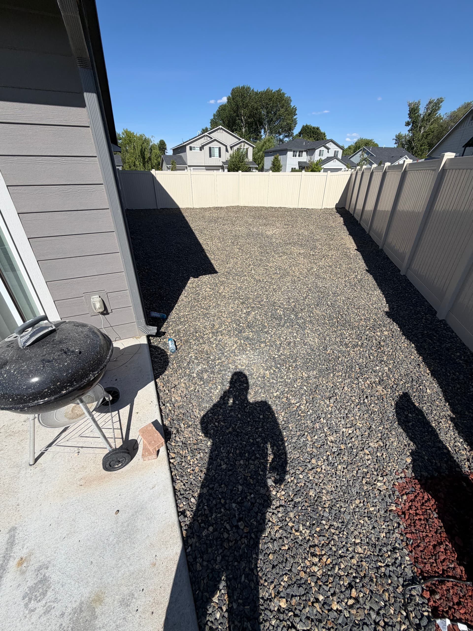 Gallery photos for Weeds and Dirt Turned Into a Backyard Worth Using: Image #4