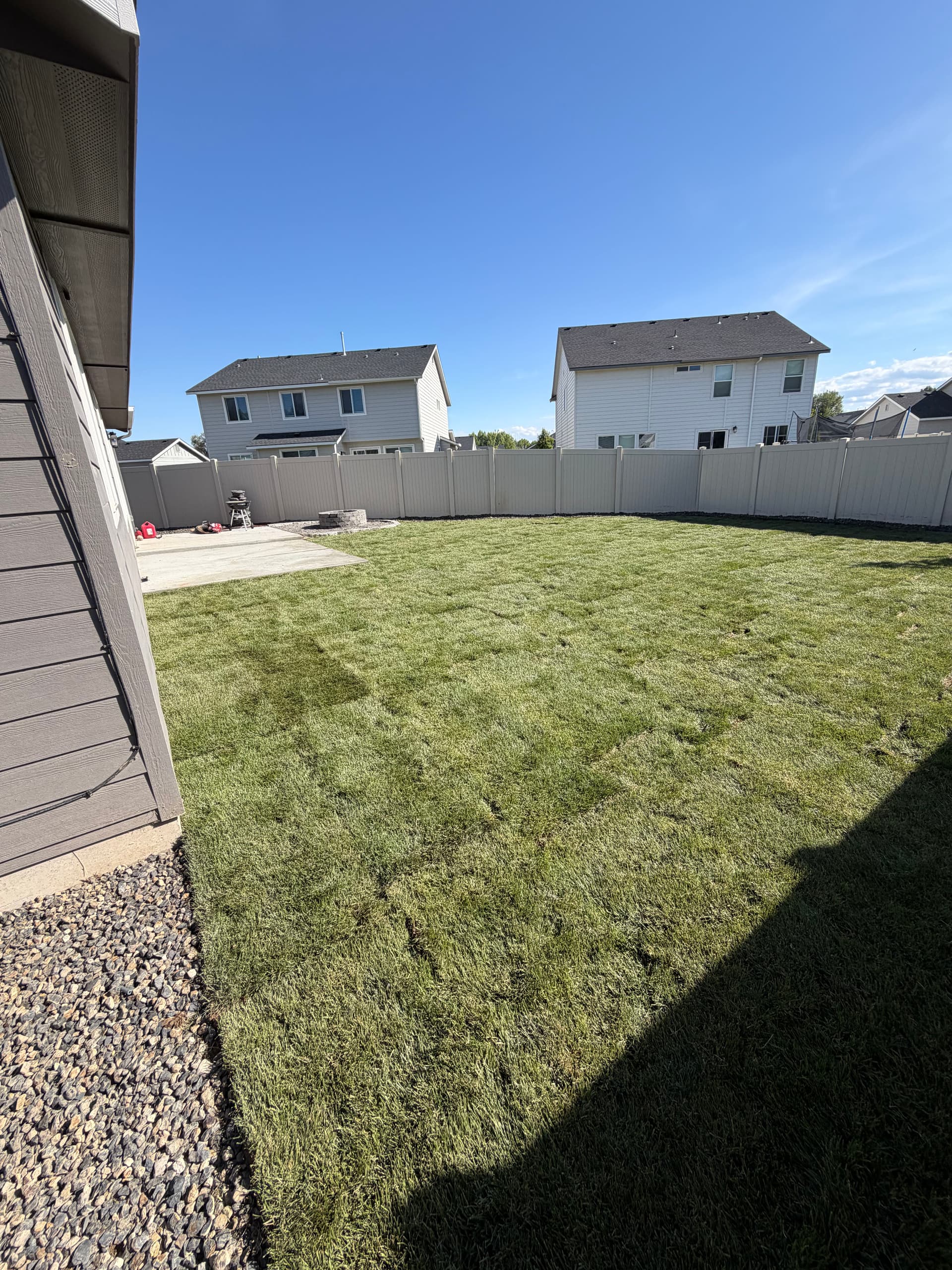 Gallery photos for Weeds and Dirt Turned Into a Backyard Worth Using: Image #2