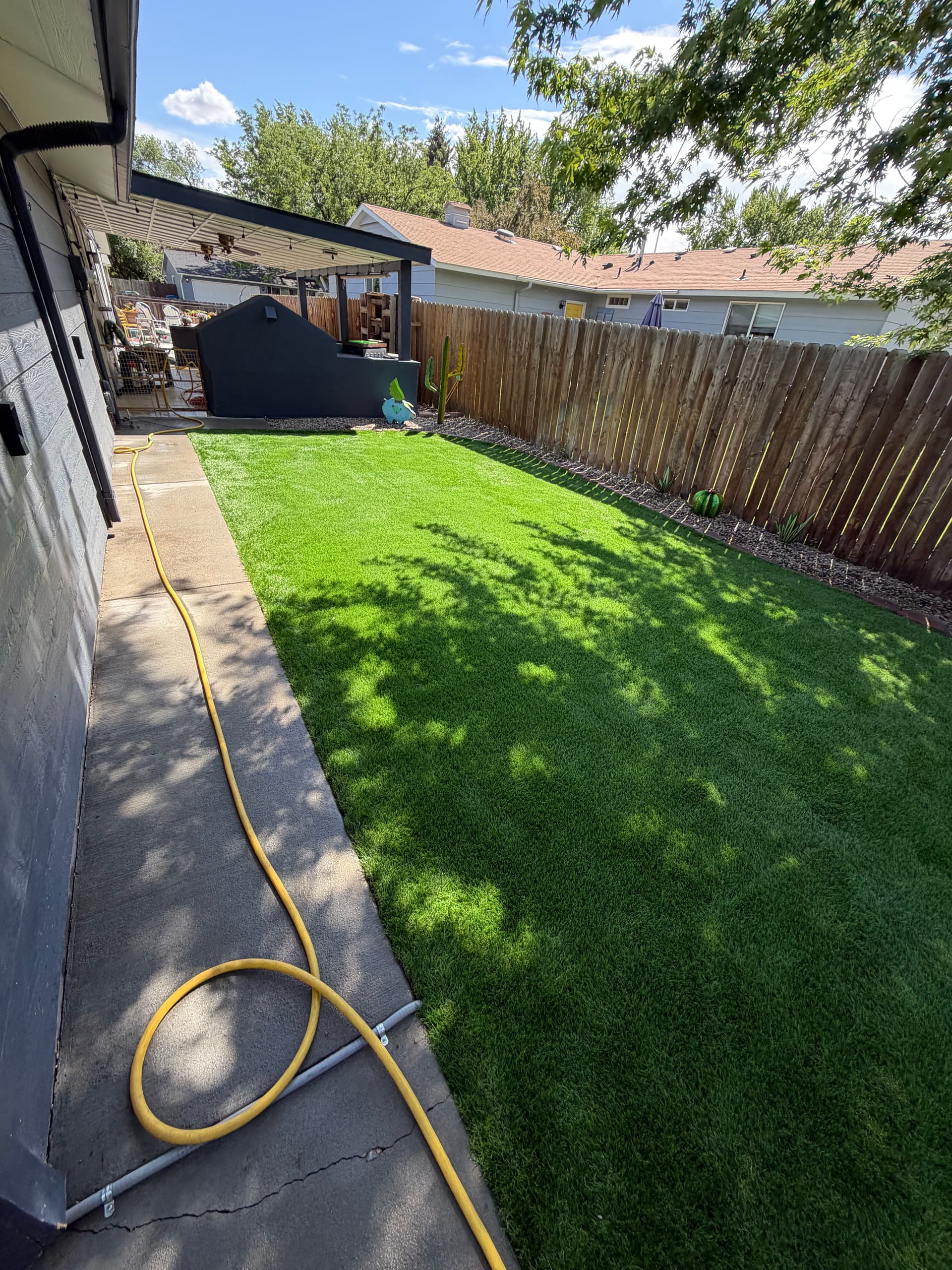 Gallery photos for From Patchy Dirt to Lush Green with Artificial Turf: Image #4